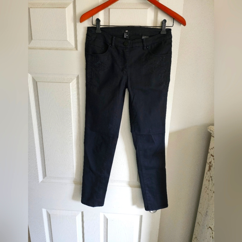 H&M 6 Black Skinny Jeans Actual 28x26.75" Excellent Condition